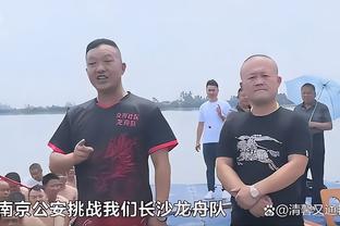 连续5场至少两帽队史首位后卫！雷迪克：怀特就是全明星！